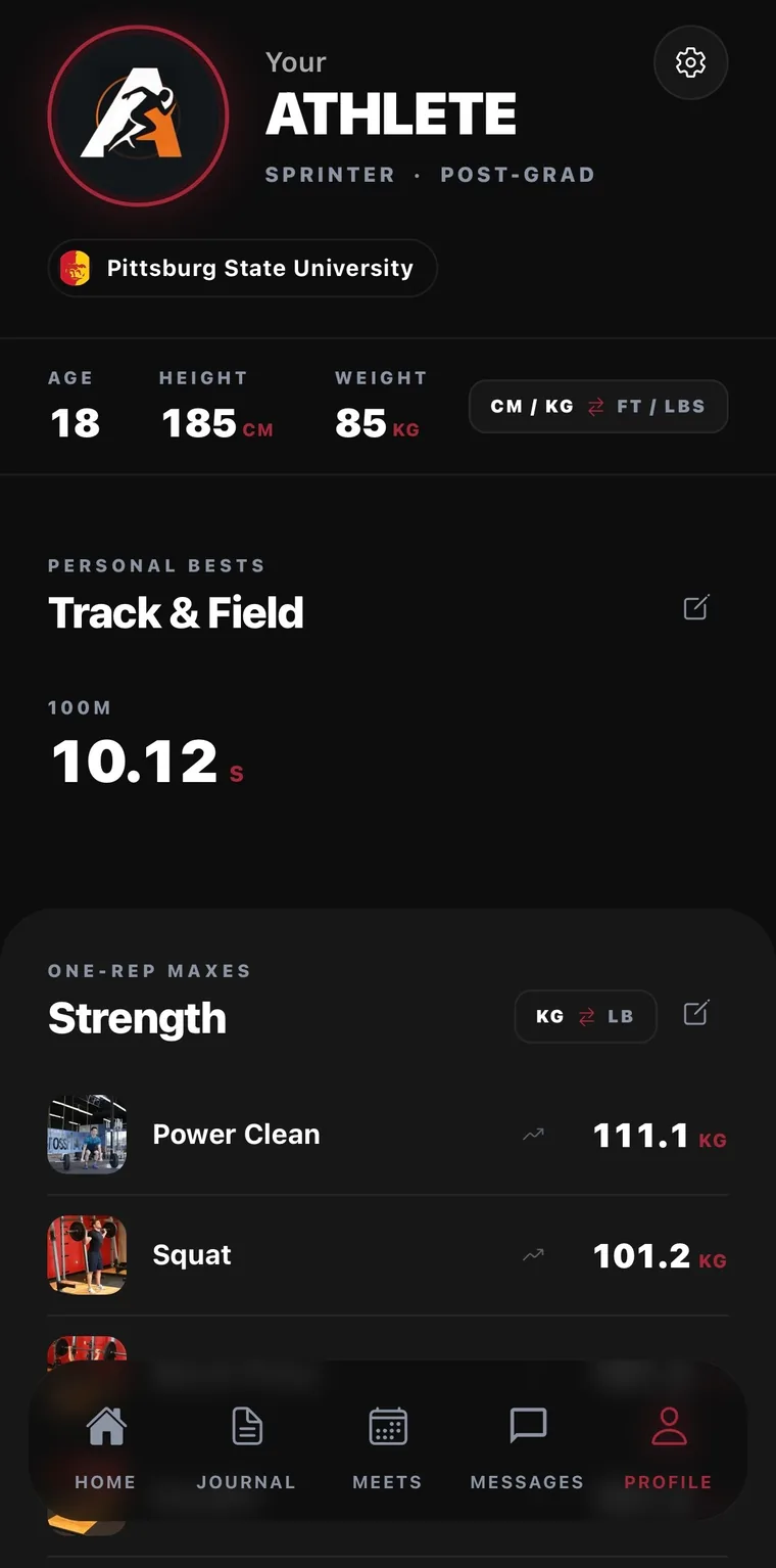 Une fiche athlète dans l'application Atra : la taille et le poids d'un sprinteur, un record personnel de 10,12 s au 100 m, et les maxima à l'épaulé-jeté et au squat.